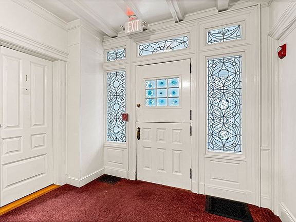 3rd image of 7 Hamilton St APT 2