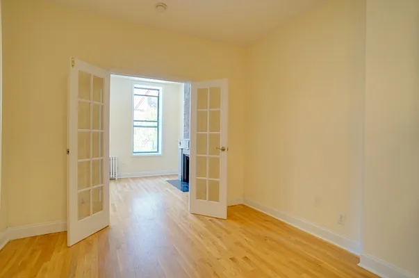 Rented by Citi Habitats | media 31