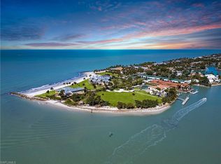 100 Bay Rd, Naples, FL 34102