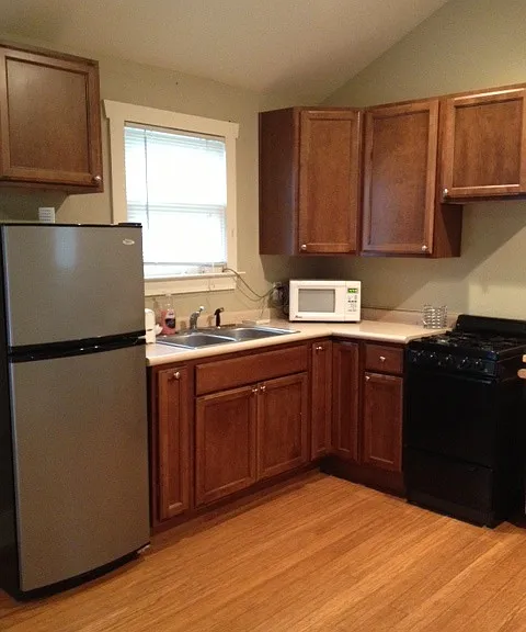 4509 Avenue C — Photo 2