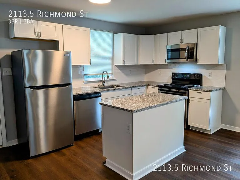 2113.5 Richmond St — Photo 1