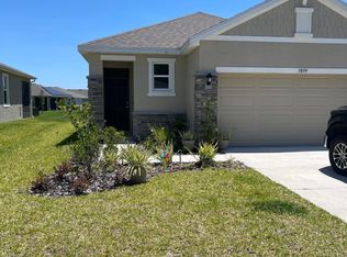 7899 Wheat Stone Dr, Zephyrhills, FL 33540