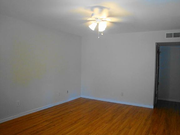 2nd image of 6700 Escondido Dr APT E3