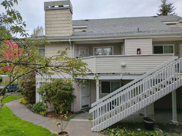9210 Market Pl Unit J104, Lake Stevens, WA 98258