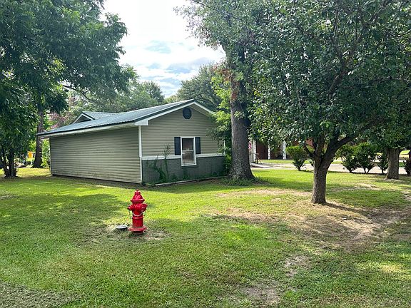 3rd image of 737 N Mabry St
