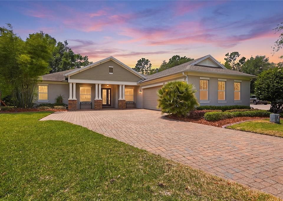 1st image of 112 WISTERIA LANE