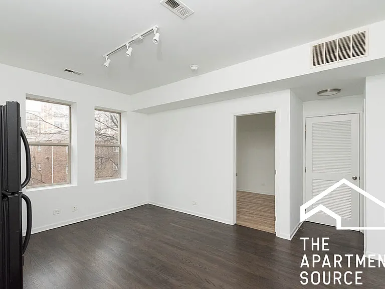 5064 N Winthrop Ave #313 — Photo 4