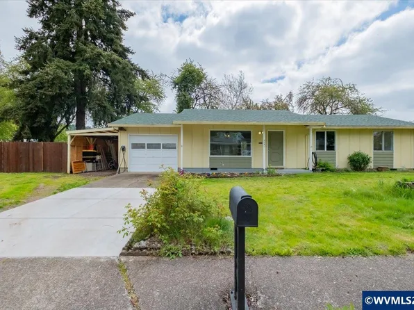 2241 Kalmia St, Sweet Home, OR 97386