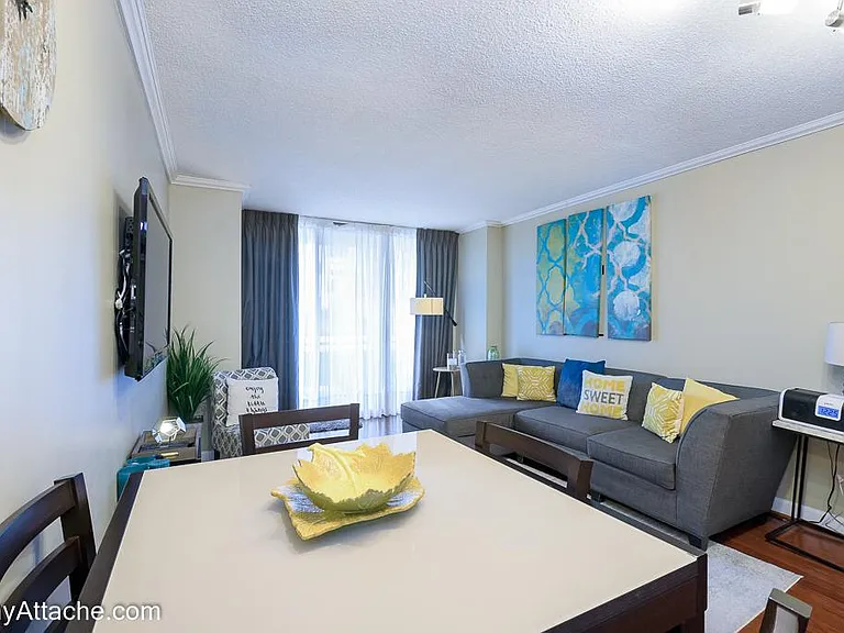 4801 Fairmont Ave #311 — Photo 2