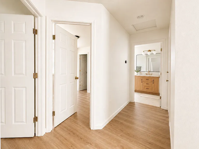 7406 Woodville Ln — Photo 15