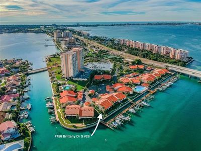 4750 Brittany Dr S APT 28, Saint Petersburg, FL, 33715