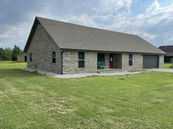 105 Dalton Dr, Ripley, MS 38663