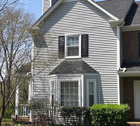 2nd image of 1247 Carriage Park Dr
