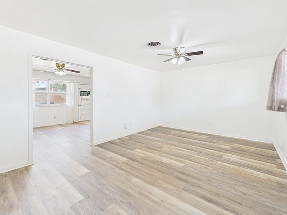 5th image of 5217 8th St