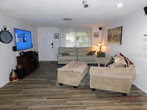 4th image of 1905 Dartmouth Dr