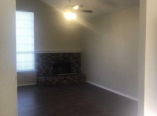 4375 Hulen Cir E, Fort Worth, TX 76133
