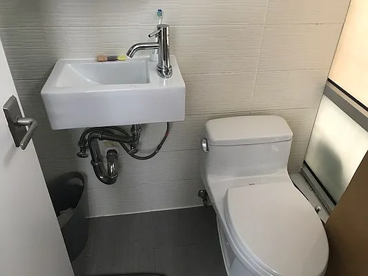 Rented by Premier Metro Realty Corp | media 35