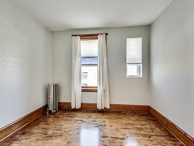 2648 N Troy St #2 — Photo 25