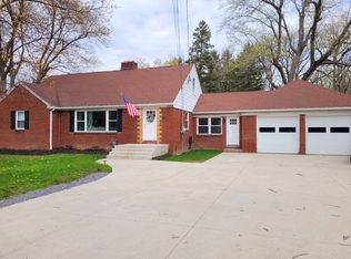 1100 Orchard Park Rd, Buffalo, NY 14224