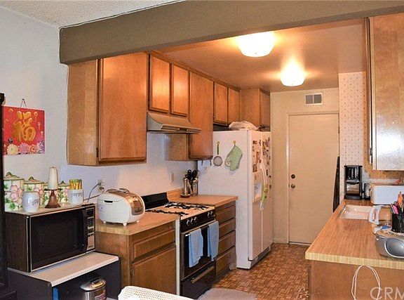3rd image of 7416 Laurelgrove Ave Unit 1