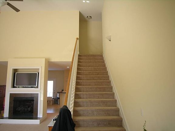 2nd image of 409 Hays Blvd