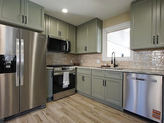 2nd image of 1501 Linda Vista Drive