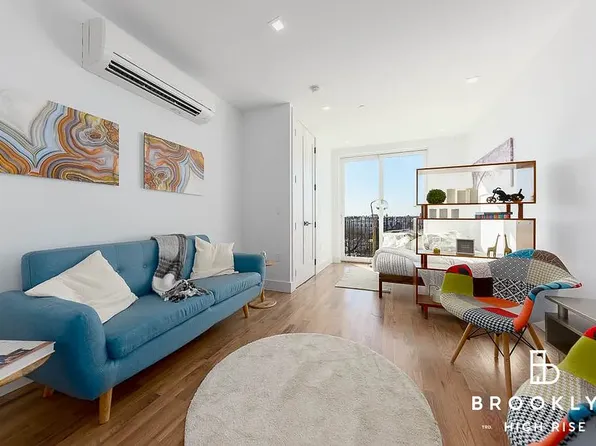 986 Rogers Avenue image 1 of 18