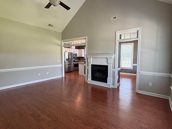 2nd image of 2951 Anderson Creek Dr