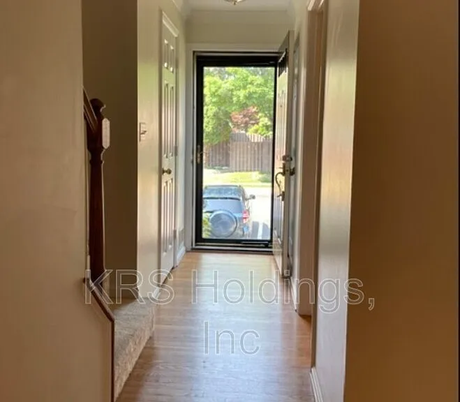 6268 Walkers Croft Way — Photo 2