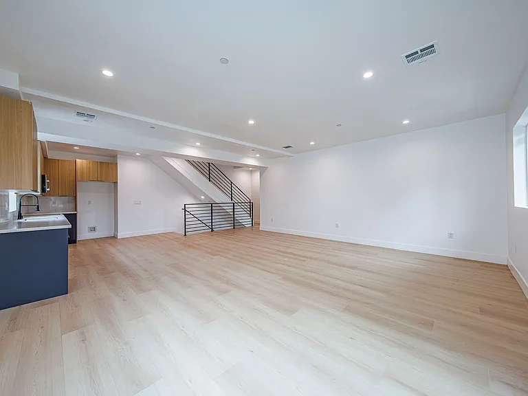 5187 W. 21st St. — Photo 35