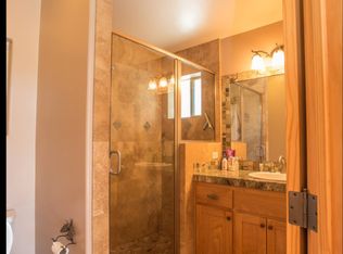 12573 Sierra Dr E, Truckee, CA 96161