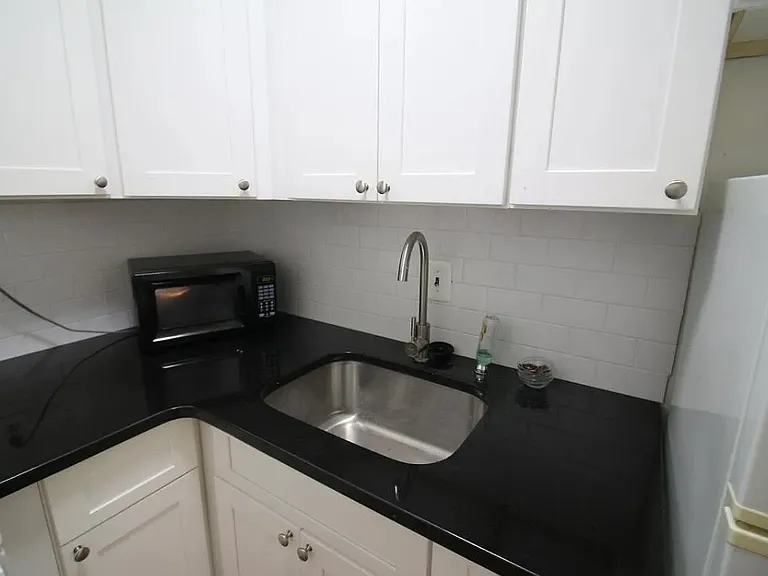 1819 Pine St #1F — Photo 7