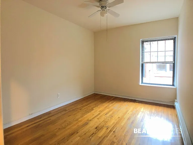 654 W Cornelia Ave #4 — Photo 7