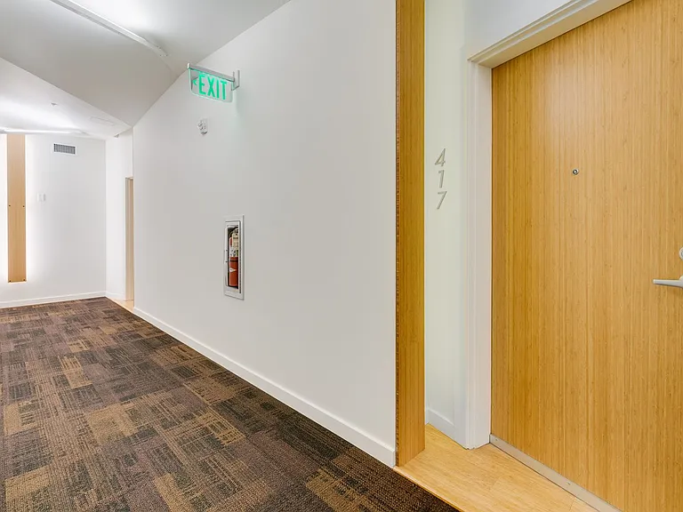 1455 N Killingsworth St #417 — Photo 6