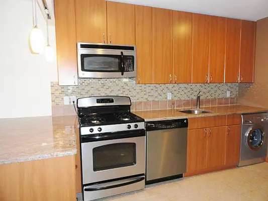 Rented by Manhattan Flats | media 3