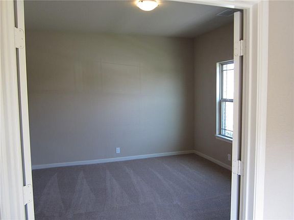 3rd image of 12024 Worthwood St