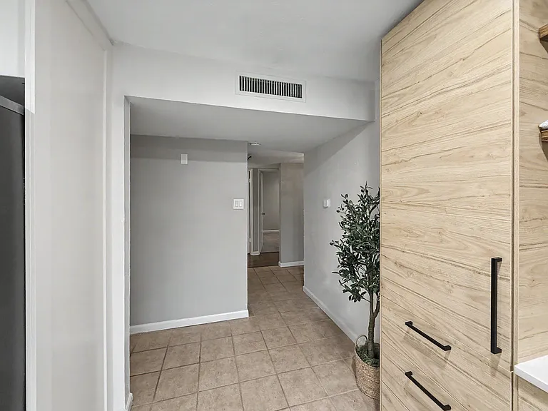 2910 Sweet Gum St — Photo 10