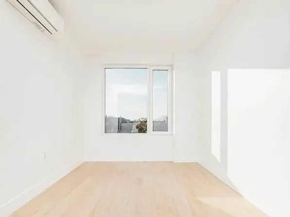 1349 Brooklyn Avenue image 3 of 13