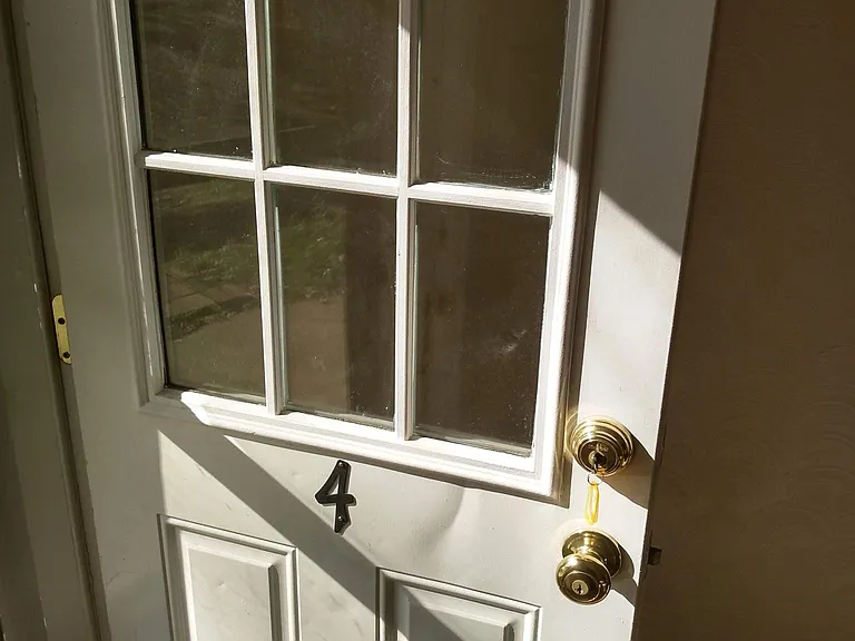 21 Coachmans Rd #4 — Photo 4