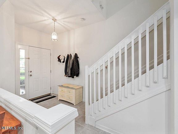 5th image of 8422 DRAYTON PARK Drive