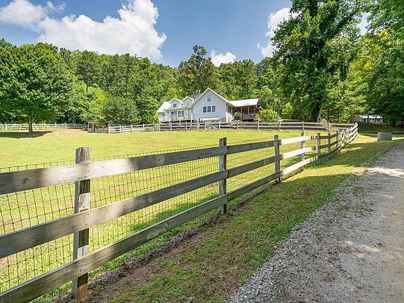 2nd image of 314 Running Bear Rd