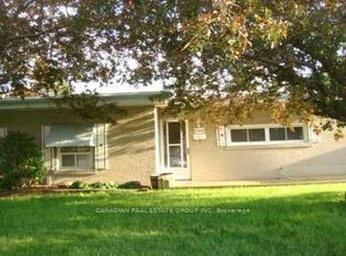 7520 Redstone Rd, Mississauga, ON L4T2B8