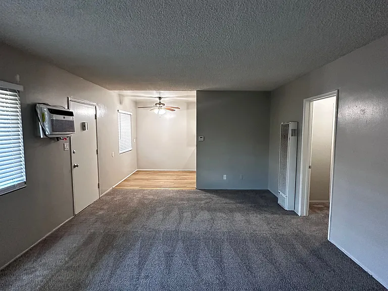 516 N Mar Vista Ave #6 — Photo 3