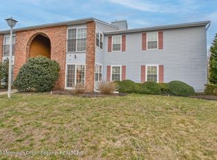 101 Frontier Way, Tinton Falls, NJ