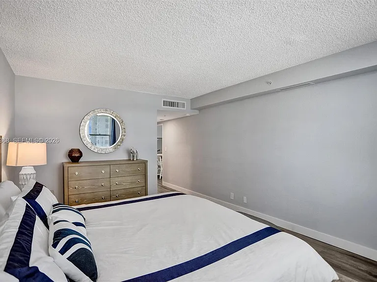 2501 S Ocean Dr #302 — Photo 18