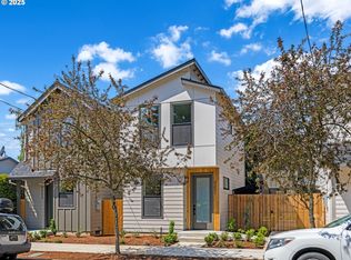 3221 SE 28th Ave #2, Portland, OR 97202