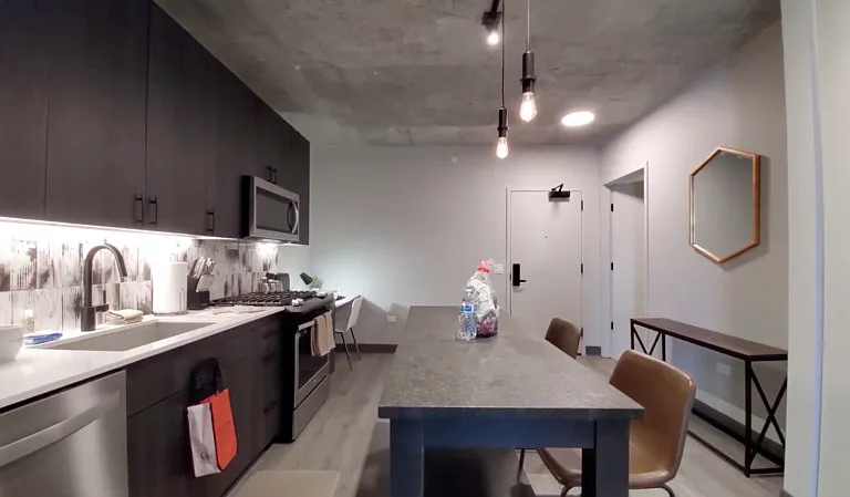 177 N Ada St #420 — Photo 2