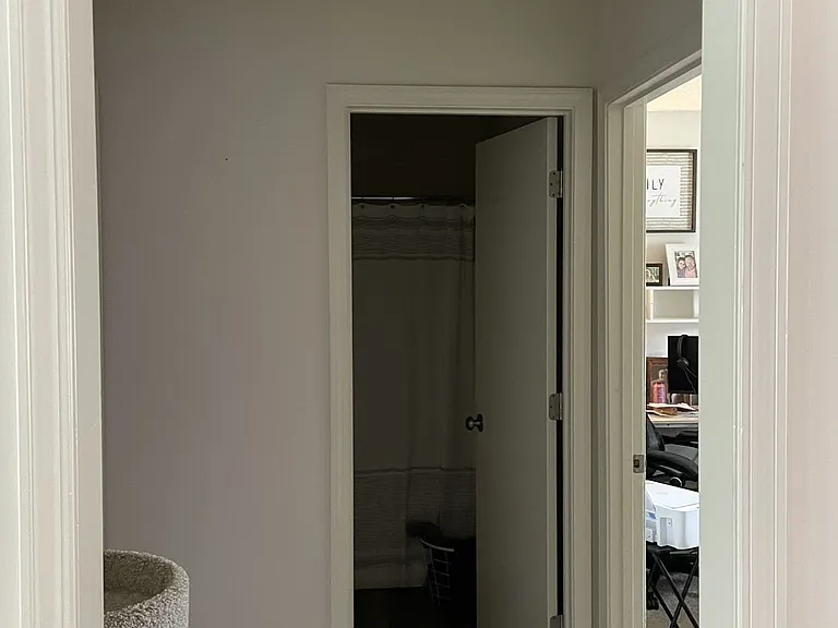 611 Woodhaven Dr — Photo 17