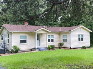 213 Rockett Rd, Randleman, NC 27317