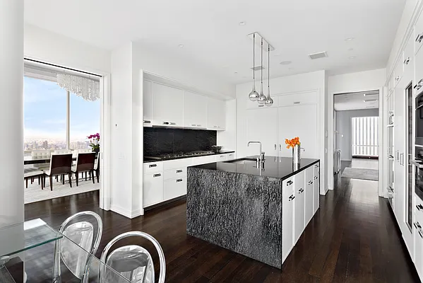 157 West 57 Street, New York, NY, 10019 photo #12 of 31